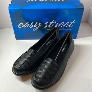 Easy Street Genesis Black Burnis Loafers size 9.5 M